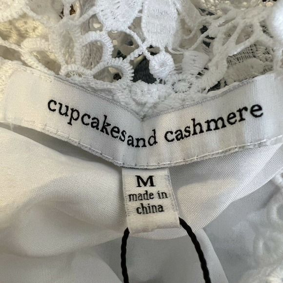 Cupcakes and Cashmere Lace Short Sleeve Dress New Medium - Picture 6 of 6